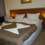 Dino Privates Emerald Bansko