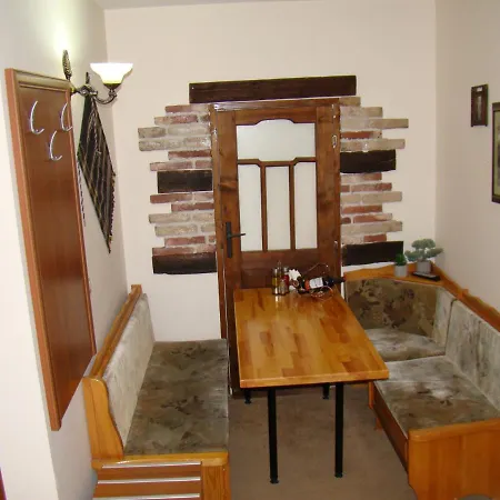 Apartman Dino Privates Emerald