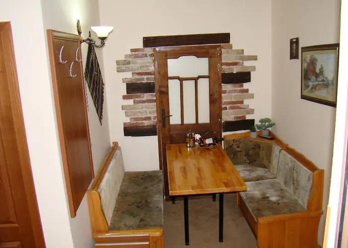 アパート Dino Privates Emerald