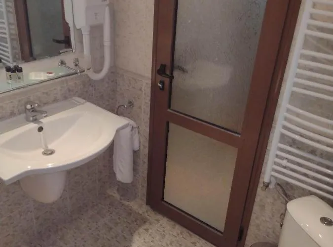 アパート Dino Privates Emerald バンスコ