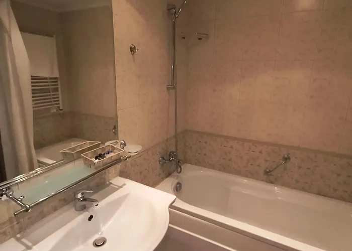 アパート Dino Privates Emerald バンスコ