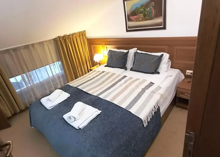 Dino Privates Emerald * バンスコ